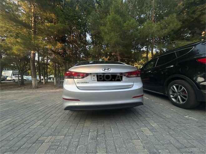 Hyundai Elantra 2016, 119,896 km - 2.0 л - Sumqayıt