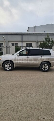Toyota Highlander 2006, 237,000 km - 3.3 l - Bakı