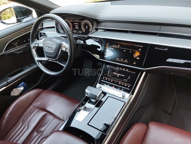 Audi A8 2021, 130,000 km - 3.0 l - Bakı