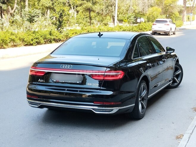 Audi A8 2021, 130,000 km - 3.0 l - Bakı