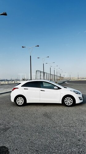 Hyundai i30 2015, 178,000 km - 1.4 l - Bakı