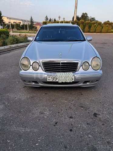 Mercedes E 270 2001, 332,000 km - 2.7 l - Ağcabədi