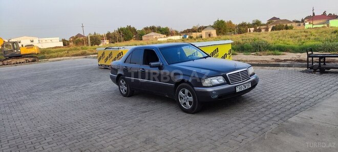 Mercedes C 200 1997, 300,000 km - 2.0 l - Bakı