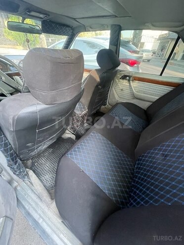 Mercedes E 200 1993, 400,000 km - 2.0 l - Qəbələ