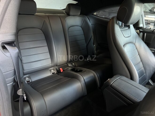 Mercedes C 300 2018, 91,000 km - 2.0 л - Bakı