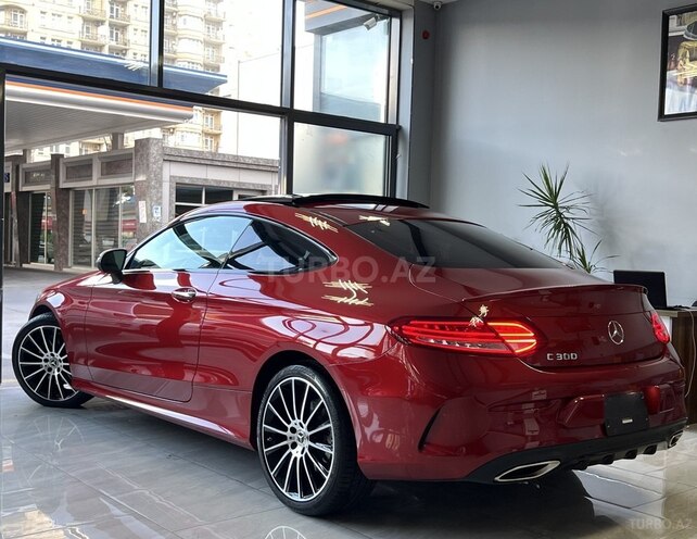 Mercedes C 300 2018, 91,000 km - 2.0 л - Bakı