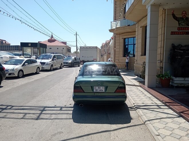 Mercedes E 300 1995, 360,000 km - 3.0 л - Sumqayıt