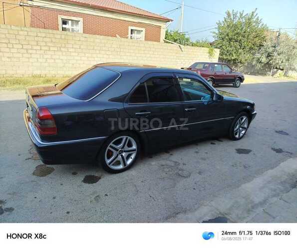 Mercedes C 230 1996, 680,000 km - 2.3 l - Beyləqan