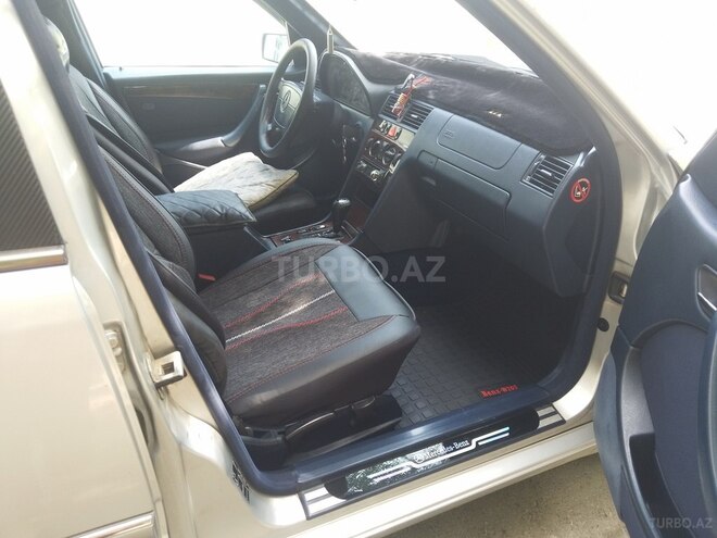 Mercedes C 230 1997, 293,520 km - 2.3 л - Sumqayıt