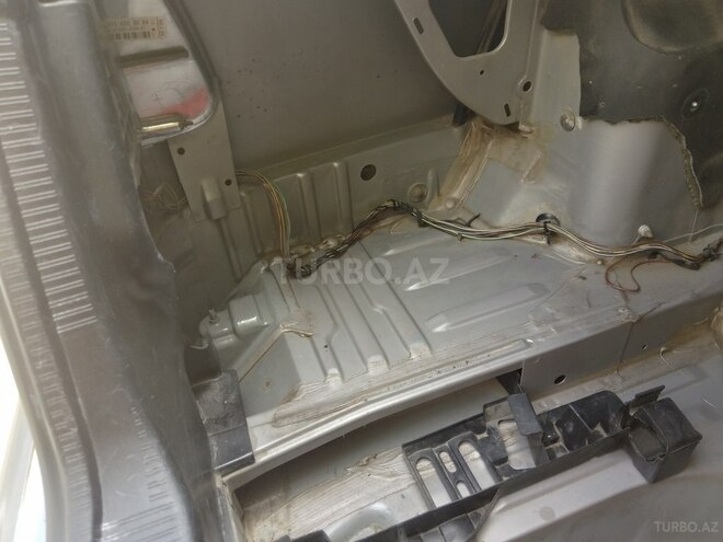 Mercedes C 230 1997, 293,520 km - 2.3 л - Sumqayıt
