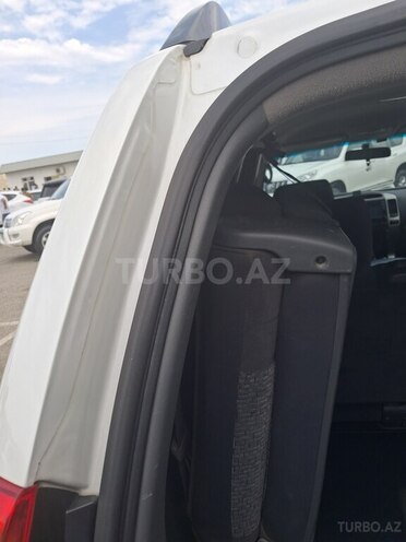 Toyota Land Cruiser Prado 2007, 270,123 km - 2.7 л - Bərdə