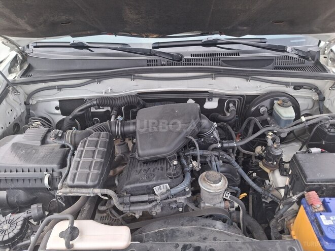 Toyota Land Cruiser Prado 2007, 270,123 km - 2.7 л - Bərdə