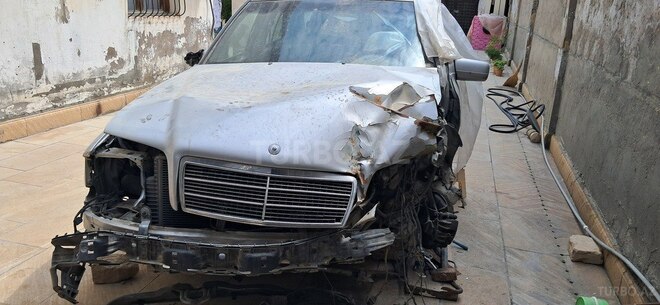 Mercedes C 200 1998, 427,000 km - 2.0 l - Bakı