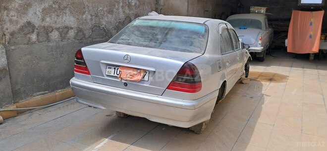Mercedes C 200 1998, 427,000 km - 2.0 l - Bakı
