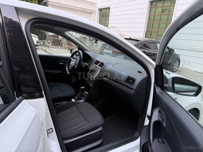 Volkswagen Polo 2019, 69,000 km - 1.6 л - Bakı