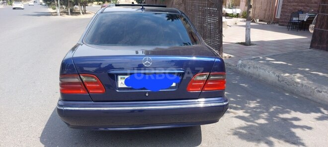 Mercedes E 270 2000, 229,000 km - 2.7 l - Bakı