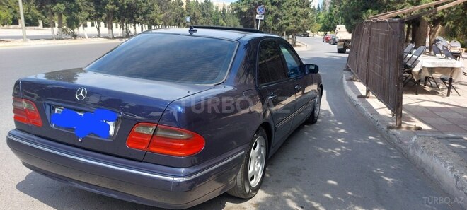 Mercedes E 270 2000, 229,000 km - 2.7 l - Bakı