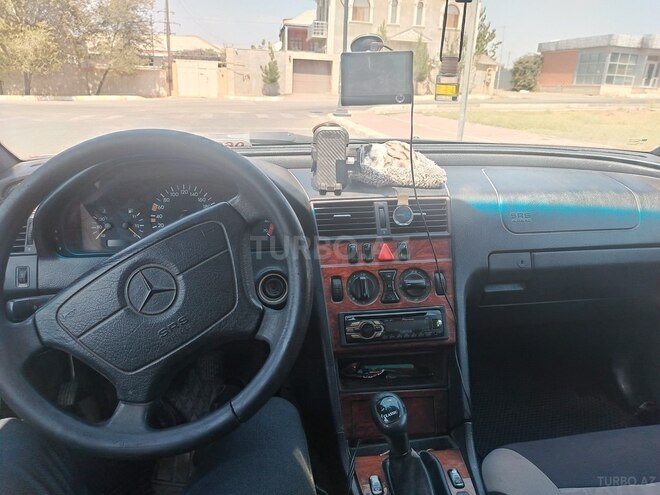Mercedes C 180 1998, 390,000 km - 1.8 л - Naxçıvan