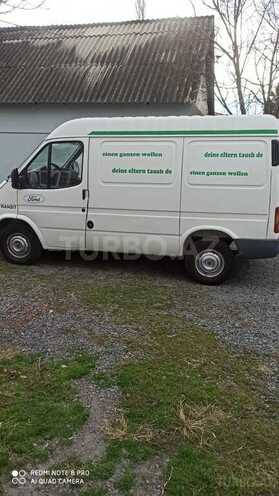 Ford Transit 1997, 300,000 km - 2.4 л - Zaqatala