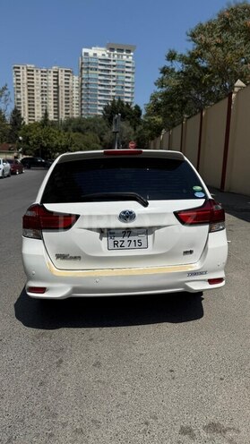 Toyota Corolla Fielder 2018, 105,900 km - 1.5 л - Bakı