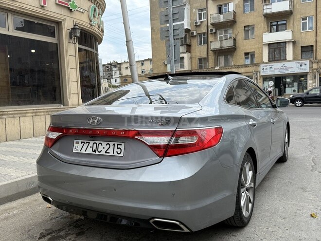 Hyundai Grandeur 2015, 223,000 km - 2.2 л - Bakı