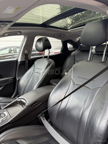 Hyundai Grandeur 2015, 223,000 km - 2.2 л - Bakı