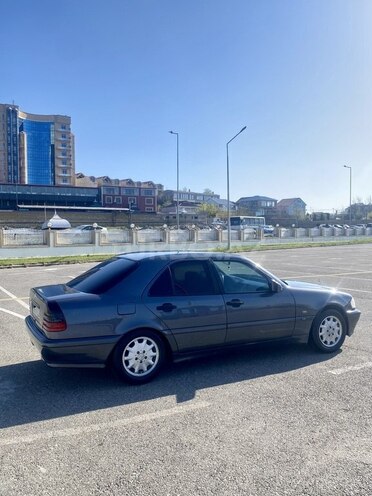 Mercedes C 220 1999, 591,000 km - 2.2 л - Bakı