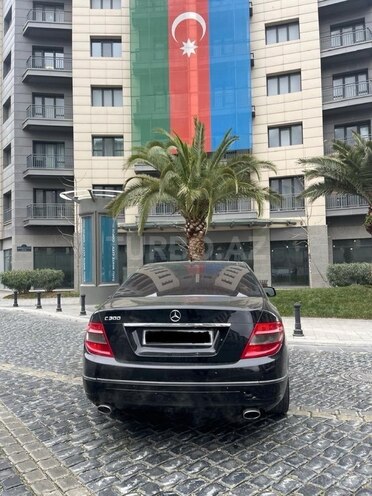 Mercedes C 300 4MATIC 2008, 242,000 km - 3.0 l - Bakı
