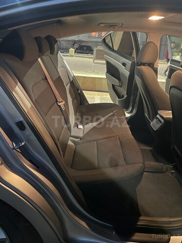 Hyundai Elantra 2020, 120,701 km - 2.0 l - Bakı