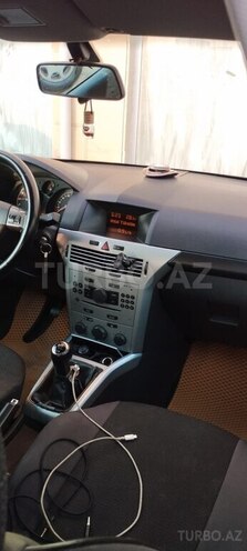 Opel Astra 2009, 264,000 km - 1.4 l - Bakı
