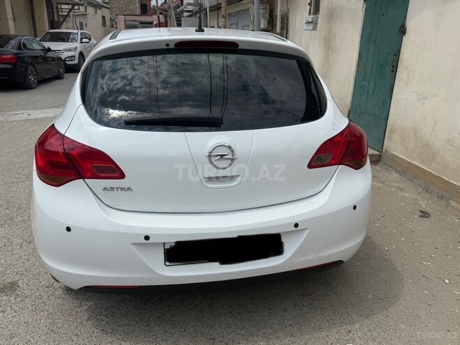 Opel Astra 2009, 138,000 km - 1.4 l - Bakı