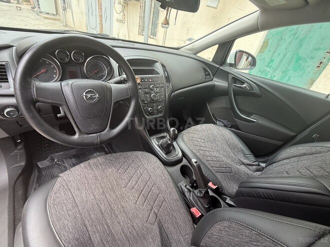 Opel Astra 2009, 138,000 km - 1.4 l - Bakı