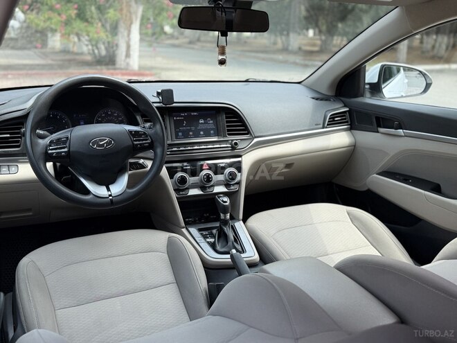 Hyundai Elantra 2019, 114,000 km - 2.0 л - Bakı