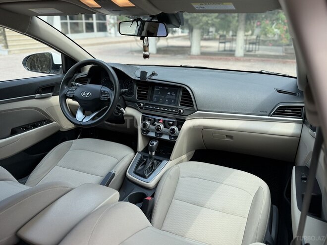 Hyundai Elantra 2019, 114,000 km - 2.0 л - Bakı