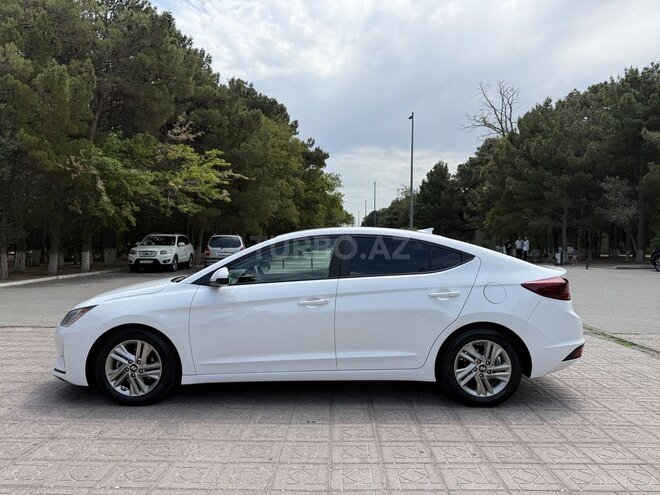 Hyundai Elantra 2019, 114,000 km - 2.0 л - Bakı