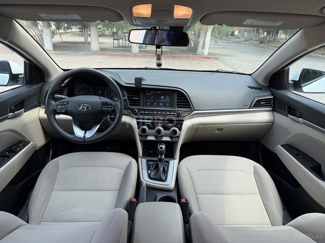 Hyundai Elantra 2019, 114,000 km - 2.0 л - Bakı