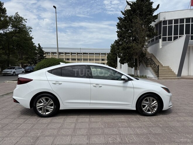 Hyundai Elantra 2019, 114,000 km - 2.0 л - Bakı