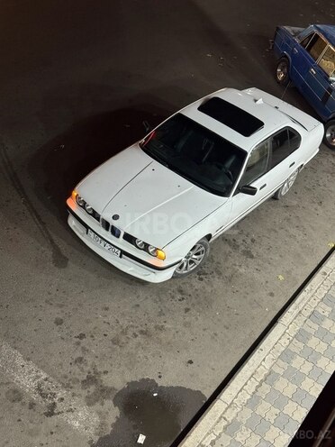 BMW 520 1991, 150,000 km - 2.0 l - Gəncə