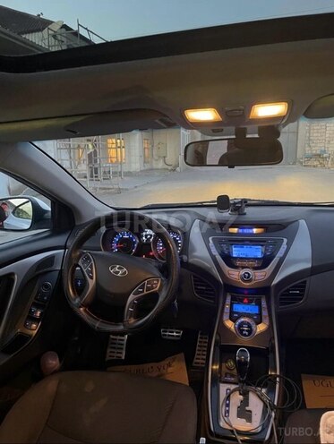 Hyundai Elantra 2013, 183,345 km - 1.8 l - Sumqayıt