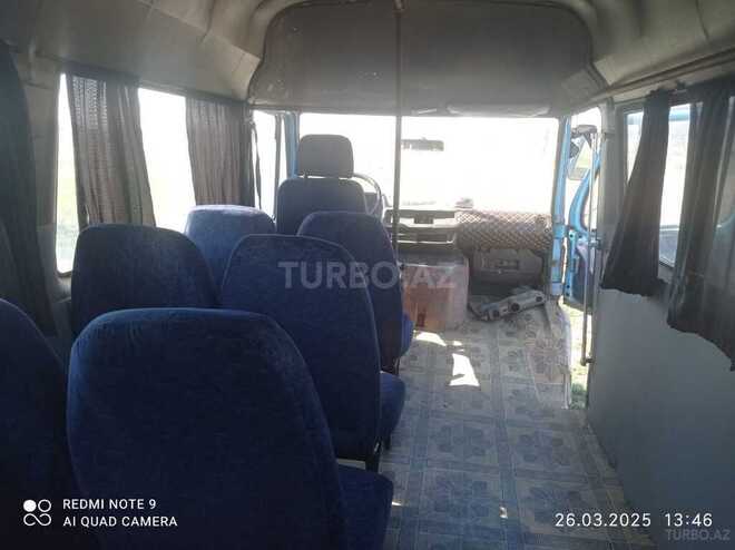 Mercedes 208 D 1991, 300,000 km - 2.5 l - Bakı