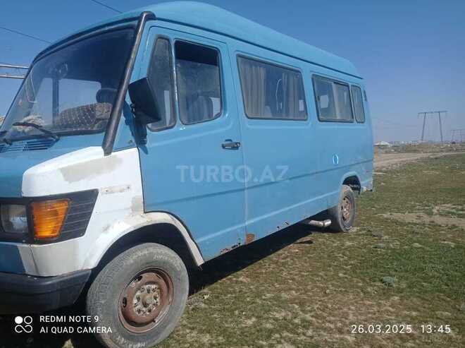 Mercedes 208 D 1991, 300,000 km - 2.5 l - Bakı