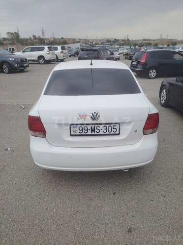 Volkswagen Polo 2012, 246,670 km - 1.6 l - Bakı