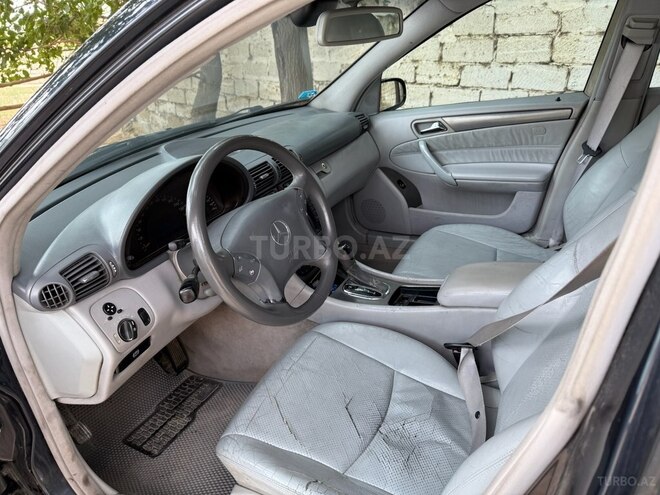 Mercedes C 220 2002, 383,235 km - 2.2 l - Bakı