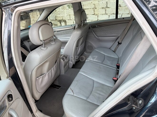 Mercedes C 220 2002, 383,235 km - 2.2 l - Bakı