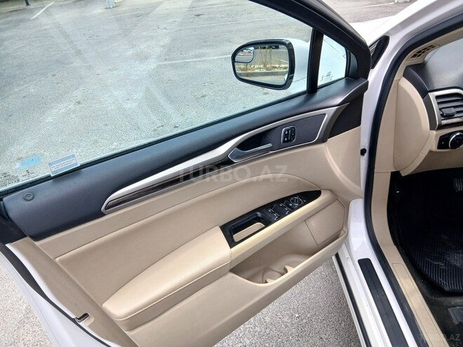 Ford Fusion (North America) 2015, 235,000 km - 1.6 l - Bakı
