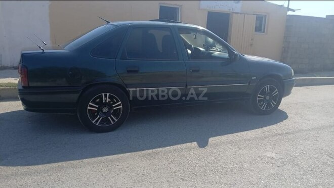 Opel Vectra 1994, 200,000 km - 2.0 l - Bakı