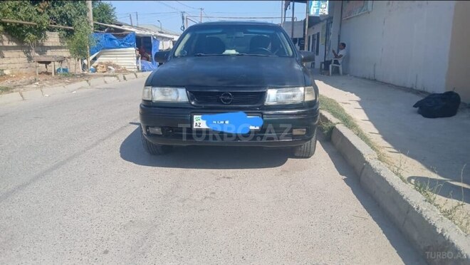 Opel Vectra 1994, 200,000 km - 2.0 l - Bakı