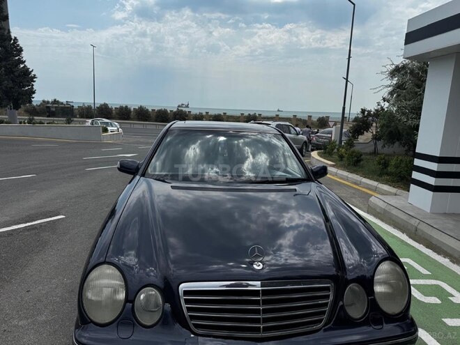 Mercedes E 220 1999, 192,000 km - 2.2 l - Bakı