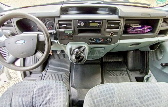 Ford Transit 2008, 150,000 km - 2.4 л - Quba
