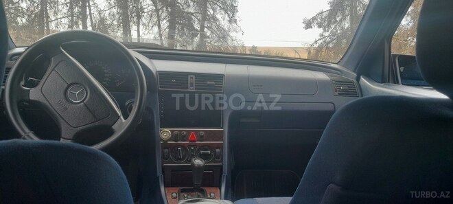 Mercedes C 180 2000, 250,000 km - 1.8 l - İsmayıllı